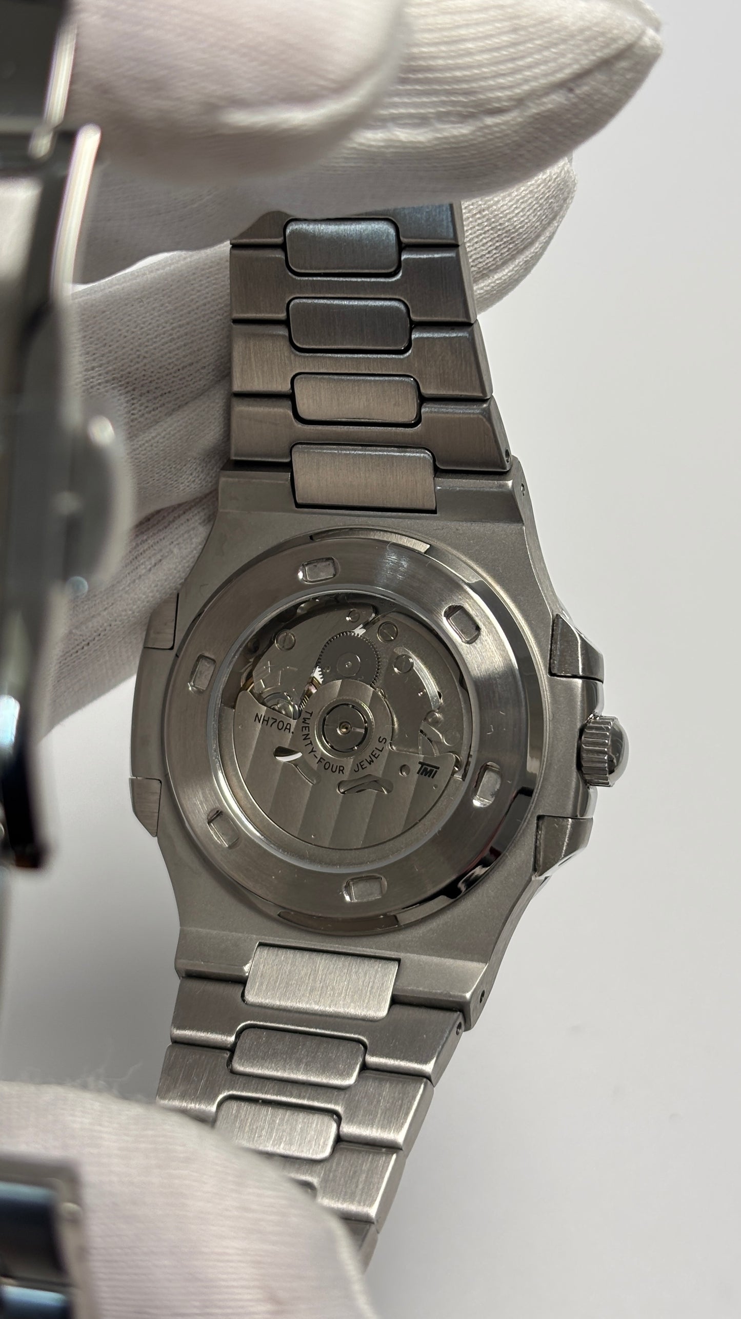 CM Nautic Skeleton