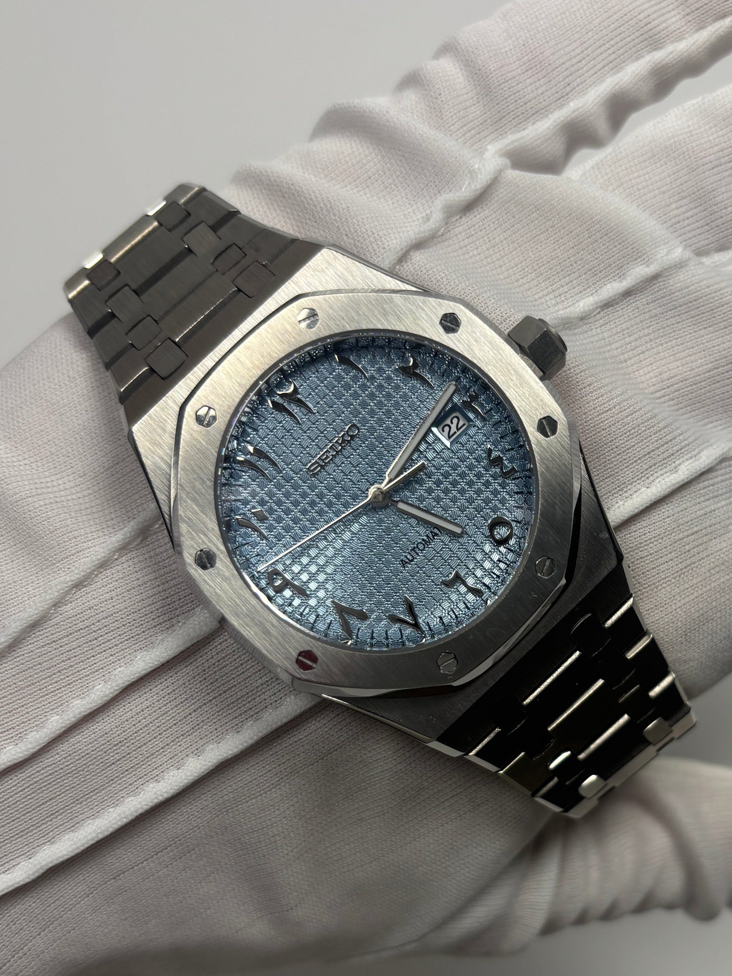CM Octane Arabic Dial