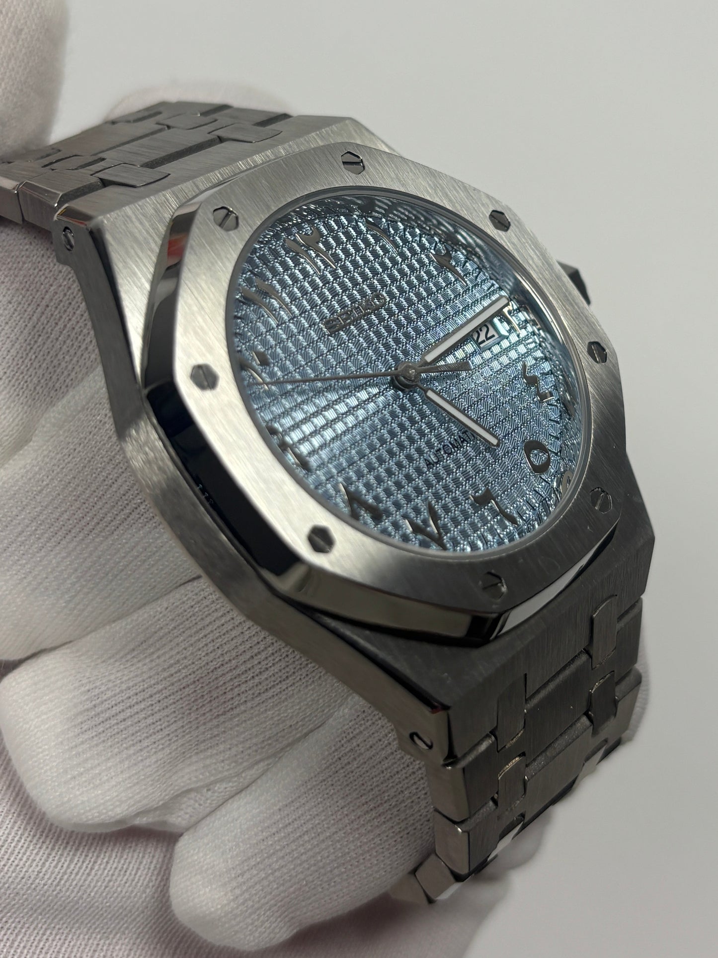 CM Octane Arabic Dial