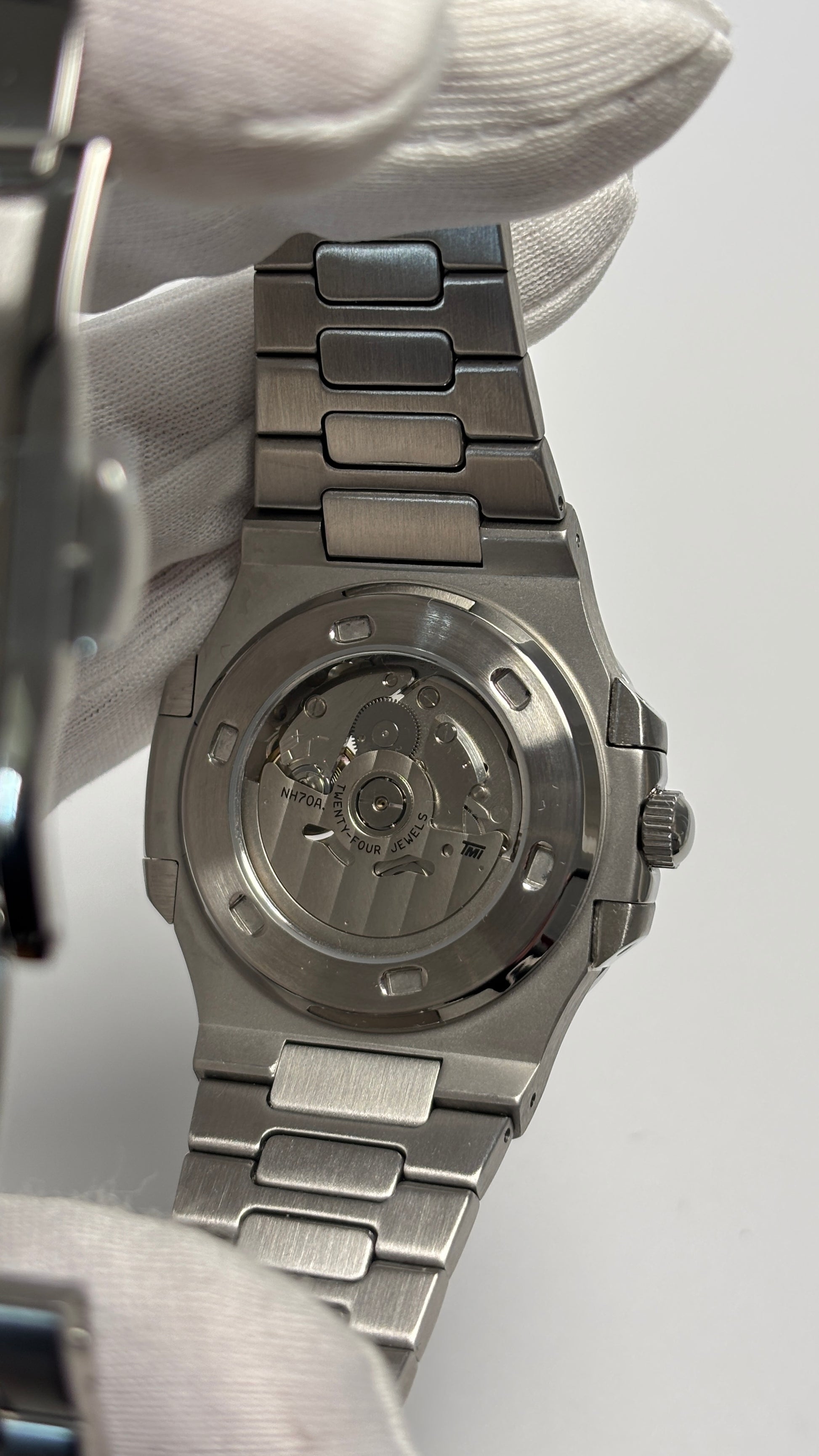 CM Nautic Skeleton