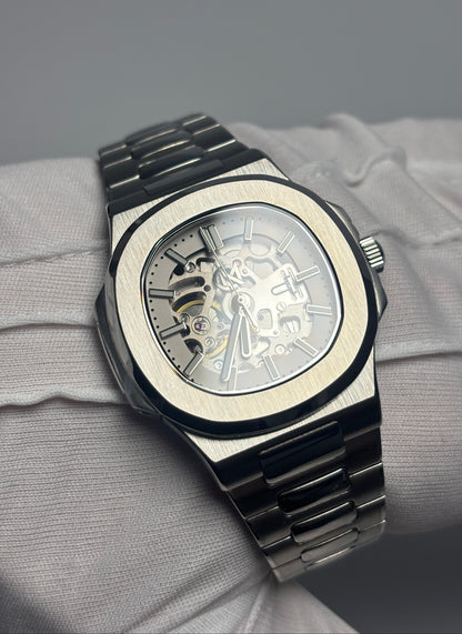 CM Nautic Skeleton