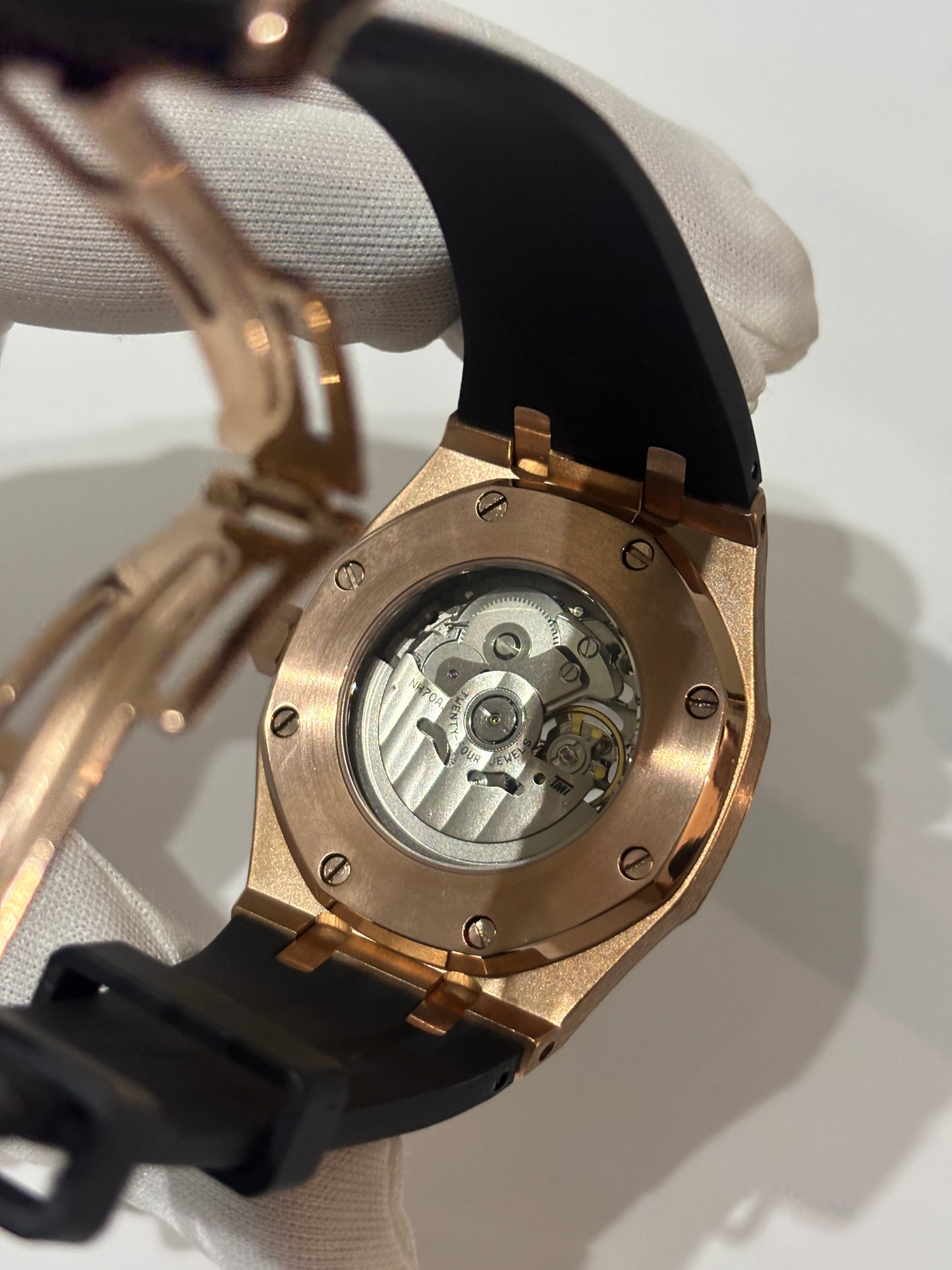 CM Octane Skeleton Pink Gold Edition