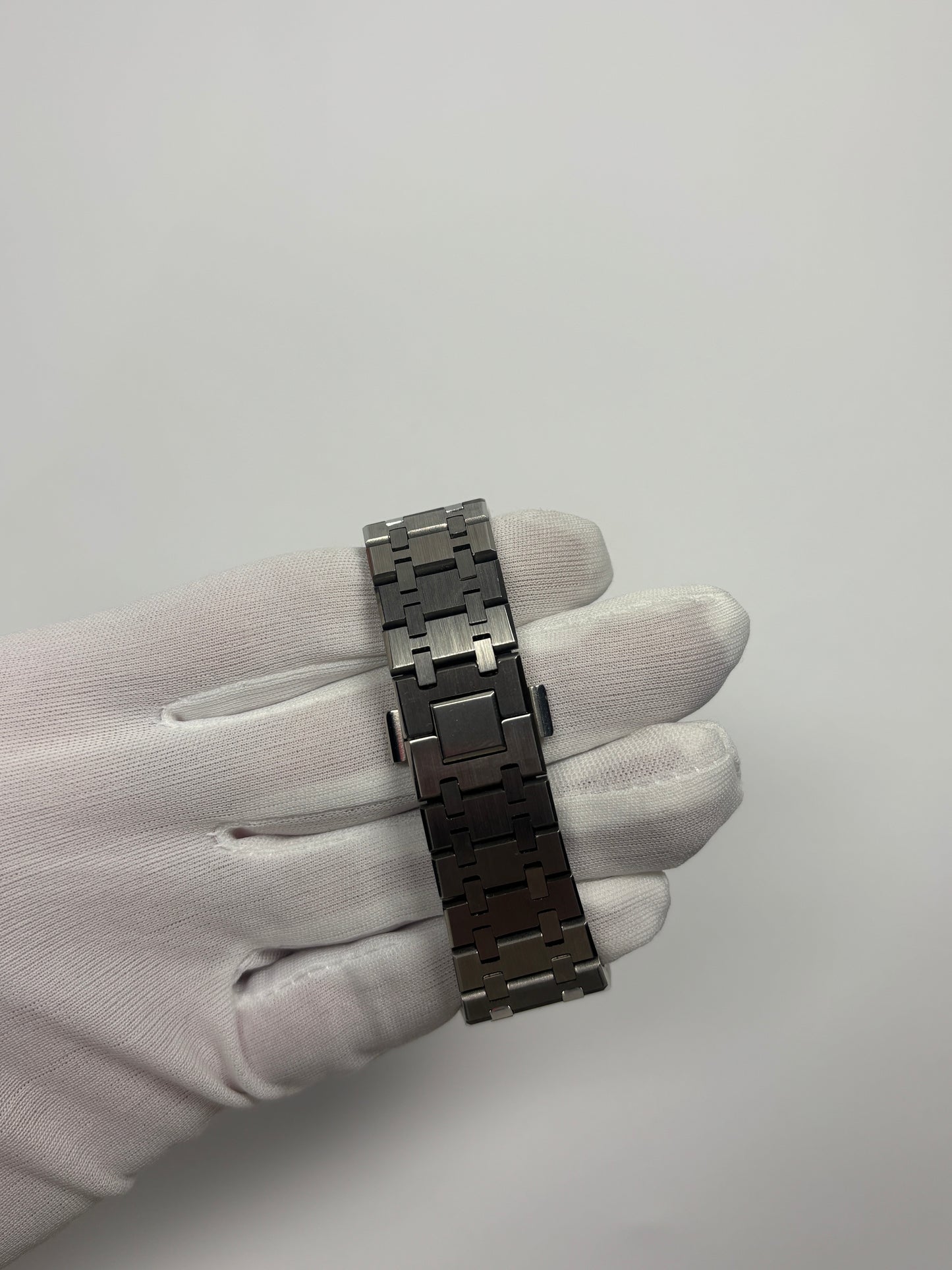 CM Octane Arabic Dial