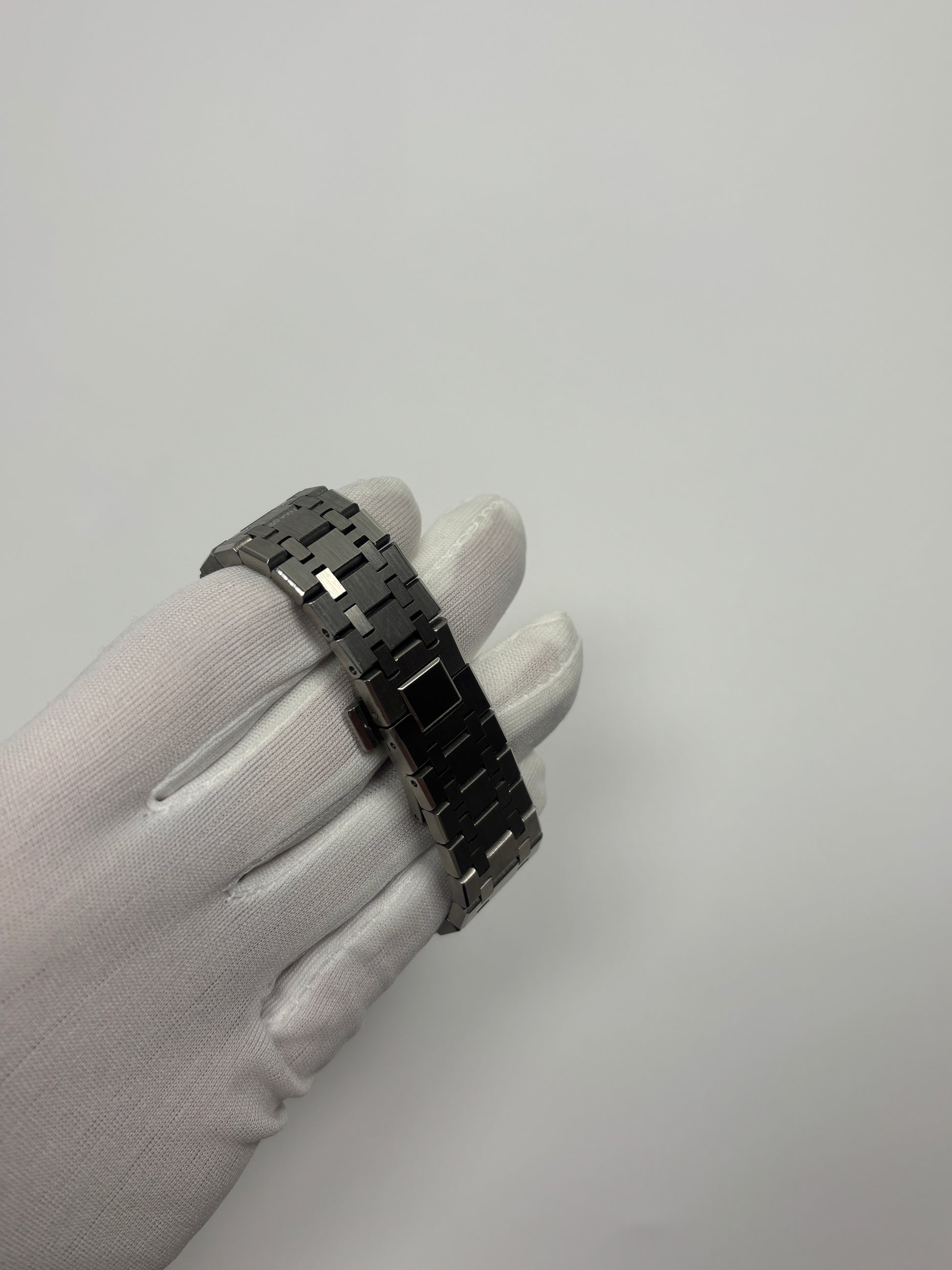 CM Octane Arabic Dial